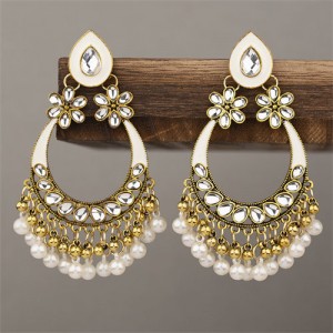 Middle East Fashion Shining Geometric Tassel Fashion Wholesale Costume Earrings - White