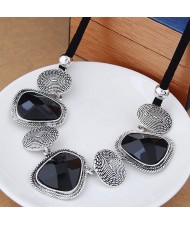 European and U.S. Fashion Geometric Pendants Wholesale Costume Necklace - Silver