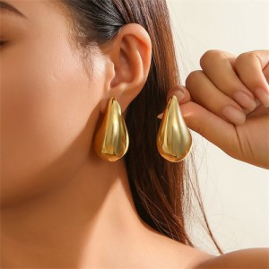 Popular Water Drop Alloy Fashion Wholesale Women Costume Earrings - Golden
