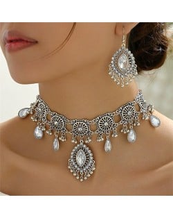 Graceful Glass Inlaid Middle East Royal Fashion Wholesale Necklace and Dangle Earrings Jewelry Set - White