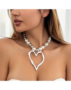 Vintage Style Big Heart Pendant Wholesale Fashion Pearl and Silver Color Beads Combo Women Necklace - Silver