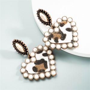 High Fashion Leopard Peach Heart Shape with Turquoise Vintage Wholesale Women Dangle Costume Earrings - White