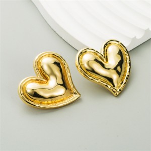 Vintage Style Polish Alloy Peach Heart Ear Studs Wholesale Fashion Women Costume Earrings - Golden