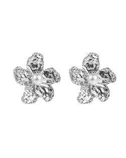 Fashion Frennch Style Elegant Pearl Alloy Flower Wholesale Women Costume Earrings - Silver