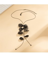 Sweet Cool Style Ginkgo Leaves Long Pendant Wholesale Fashion Women Choker Necklace - Black