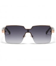 European and American Trend Alloy Frame Retro Gradient Color Women Sunglasses - Gray