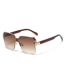 European and American Trend Alloy Frame Retro Gradient Color Women Sunglasses - Brown