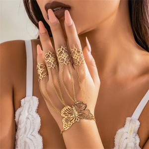 Popular Gothic Style Hollow-out Butterfly Fashionable Wholesale Finger Chain Bracelet - Golden