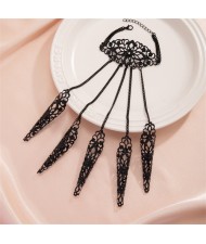Popular Gothic Style Hollow-out Fashionable Wholesale Women Nail Chain Finger Bracelet - Black