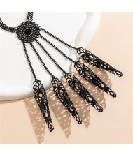 Popular Gothic Style Hollow-out Fashionable Wholesale Women Metal Nail Cover Chain Finger Bracelet - Black