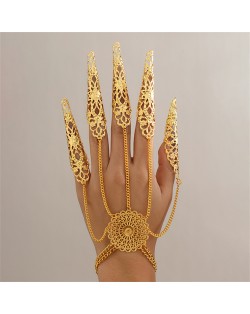 Popular Gothic Style Hollow-out Fashionable Wholesale Women Metal Nail Cover Chain Finger Bracelet - Golden