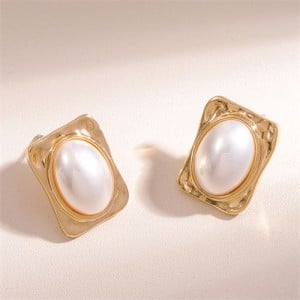 Graceful Pearl Fashion Square Shape Korean Wholesale Women Stud Earrings - Golden