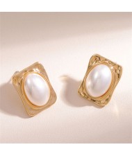 Graceful Pearl Fashion Square Shape Korean Wholesale Women Stud Earrings - Golden