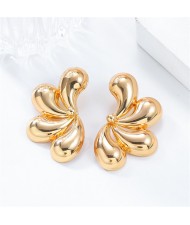 Business Style Alloy Bright Surface Fashion Wholesale Women Flower Stud Earrings - Golden