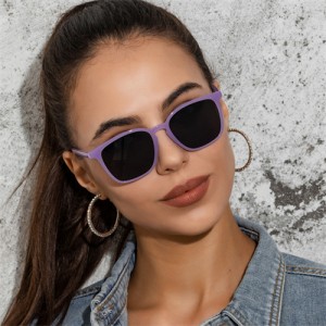 Vintage Classic Thin Frame Simple Design Wholesale Fashion Women Sunglasses - Purple