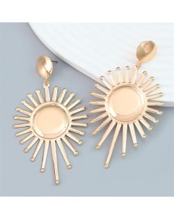 Trendy Alloy Sun Flower Desigh Fashion Wholesale Women Dangle Earrings - Golden