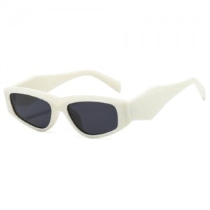 Wide Leg Thin Frame Cat Eye Design Wholesale Fashion Women Sunglasses - White