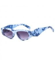 Wide Leg Thin Frame Cat Eye Design Wholesale Fashion Women Sunglasses - Blue