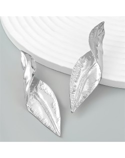 Vintage Simple Leaf Design Fashion Wholesale Women Alloy Earrings - Silver