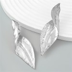 Vintage Simple Leaf Design Fashion Wholesale Women Alloy Earrings - Silver
