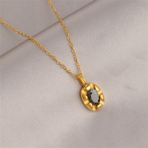 Simple Design Golden Fashion Wholesale Oval Pendant Titanium Steel Necklace