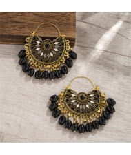Elegant Vingate Ethnic Style Fan Shape Water Fashion Women Hoop Earrings - Black