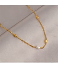 Novel Design Pearl Decarated Chain Fashionable Wholesale Women Titanium Steel Necklace