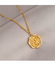 Vintage Golden Flower Round Pendant Fashion Wholesale Women Titanium Steel Necklace