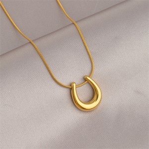 Titanium Steel Jewelry U Shape Pendant Fashion Wholesale Women Golden Color Necklace
