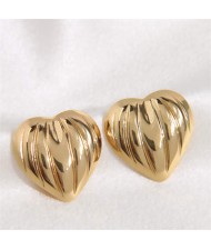 High Fashion Golden Heart Design Wholesale Fashion Stainless Steel Stud Earrings