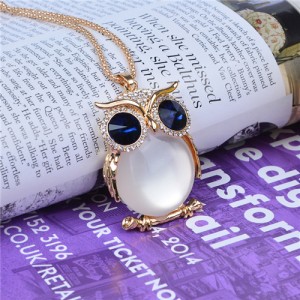 Rhinestone and Opal Embellished Blue Eye Night-owl Long Style Fashion Necklace - Golden