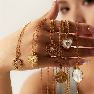 (6 Options) 1 Piece Vintage Style Sun Round Heart Pendant Fashion Wholesale Women Titanium Steel Necklace