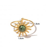 Vintage French Style Green Stone Sun Design Fashion Wholesale Women Stainless Steel Ring