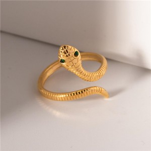 Retro Titanium Steel Jewelry Green Eye Snake Design Wholesale Women Stainless Steel Ring