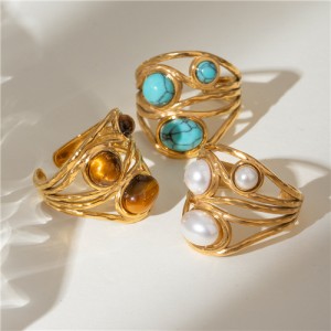 (2 Options) 1Piece High Quantity Stone Decorated Width Wholesale Women Stainless Steel Ring