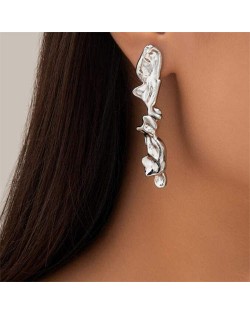 American Fashion Liquid Pleated Metallic Style Wholesale Women Alloy Earrings - Silver
