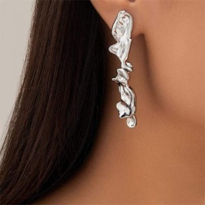 American Fashion Liquid Pleated Metallic Style Wholesale Women Alloy Earrings - Silver