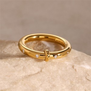 Titanium Steel Jewelry Wholesale U.S. Fashion Rhinestone Inlaid  Women Stainless Steel Ring
