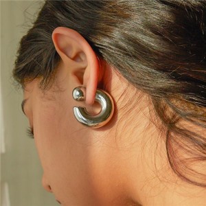 Titanium Steel Jewelry C Shape Design Wholesale Women Stainless Steel Stud Earrings - Silver