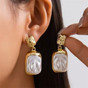 French Retro Style High Quality Titanium Steel Wholesale Fashion Jewelry Irregular Pearl Women Stainless Steel Earrings