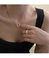 Korean Minimalist Fashion Oval Hoop Pendant Wholesale Collarbone Chain Necklace