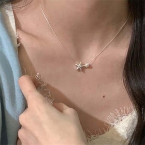 Korean Minimalist Fashion Starfish and Pearl Pendant Wholesale Collarbone Chain Necklace