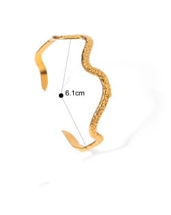 High Quality Titanium Steel Wholesale Jewelry Fashion Concave-convex Design Women Stainless Steel Bangle