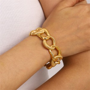 Width Thick Hollow-out Chain Design Wholesale Jewelry Fashion Women Stainless Steel Bangle