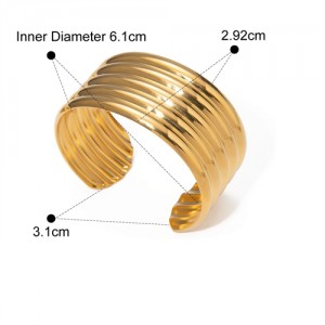 Screw Thread Width Design Women Fashion Stainless Steel Wholesale Bangle - Golden