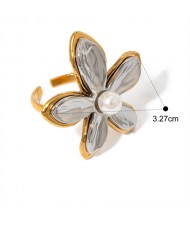 Bold Fashion Flower Design 18K Gold Plated Jewelry Women Stainless Steel Wholesale Ring