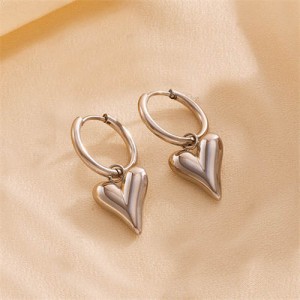 Sweet Heart Valentine's Day Disign Stainless Steel Wholesale Earrings - Silver