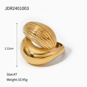 Unique Twisted Design Golden Fashion Costume Stainless Steel Ring