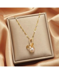 Golden Shining Pearl and Butterfly Pendant IG Style Women Stainless Steel Wholesale Collarbone Necklace