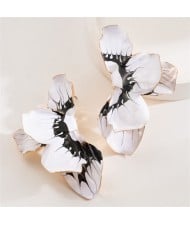 Korean Fashion Oil-spot Glazed Butterfly Floral Petal Women Wholesale Stud Earrings